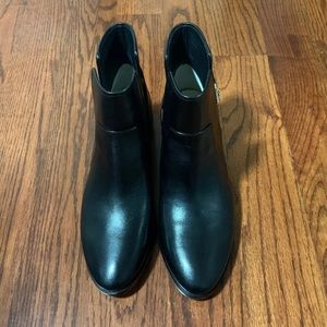 Michael Kors Salem booties